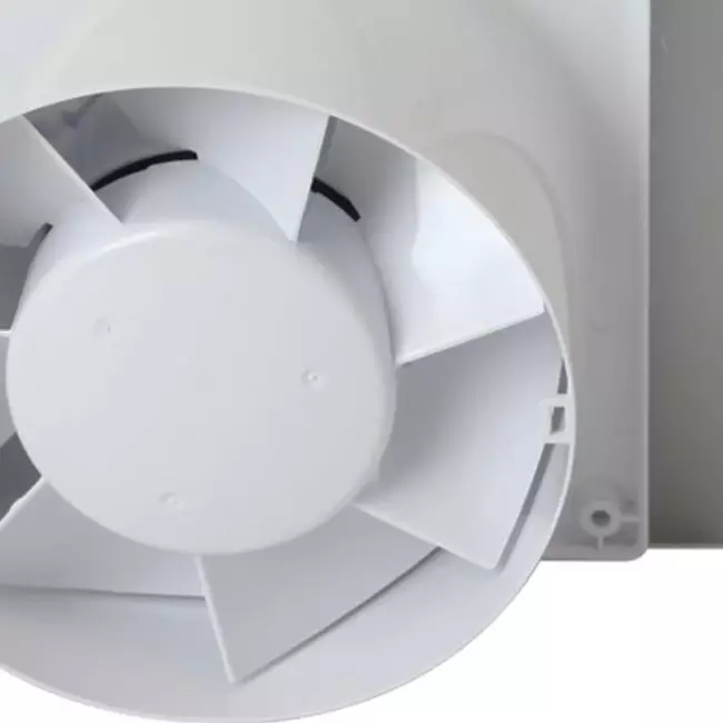 Aspiratore per il bagno Ø 125 mm con timer - pannello frontale di vetro dorato satinato