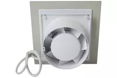 Aspiratore per il bagno Ø 125 mm con interruttore a corda e spina - pannello frontale di vetro dorato satinato